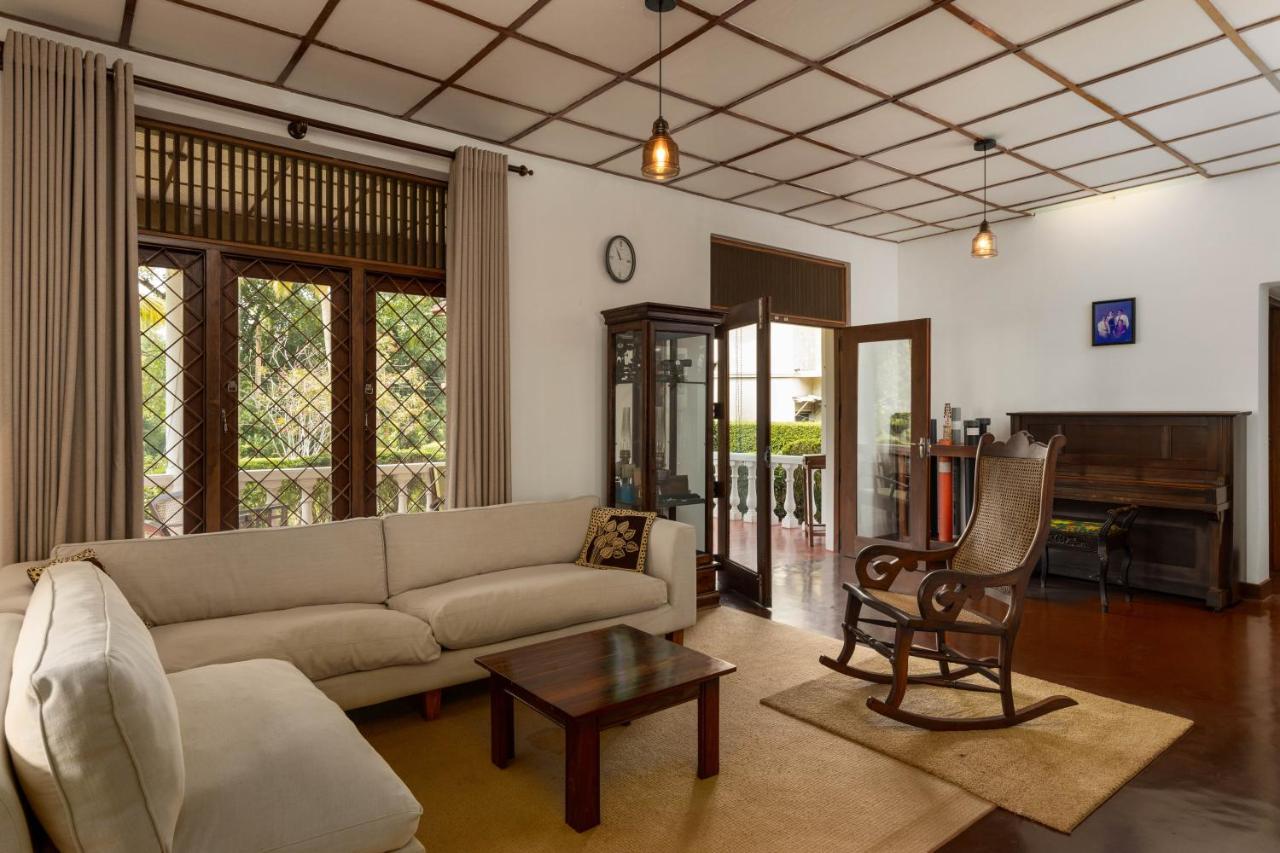 Surveyor'S Residence Bungalow Kandy Exterior photo